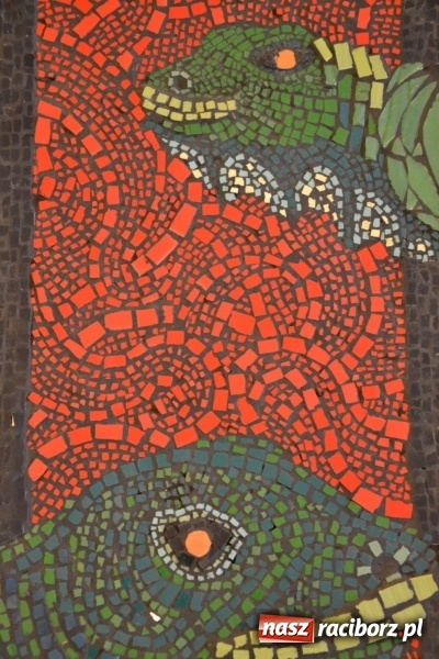 Zdjęcie w galerii na portalu naszraciborz.pl: Mozaika i witraż - na zamku otwarto nową wystawę wiadomości z regionu