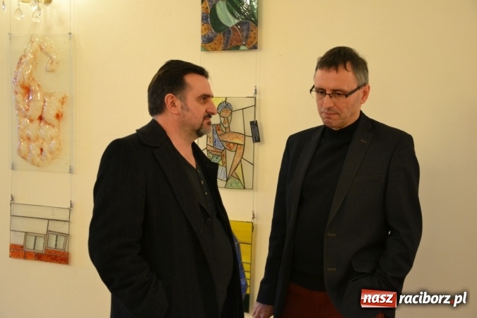 Zdjęcie w galerii na portalu naszraciborz.pl: Mozaika i witraż - na zamku otwarto nową wystawę wiadomości z regionu