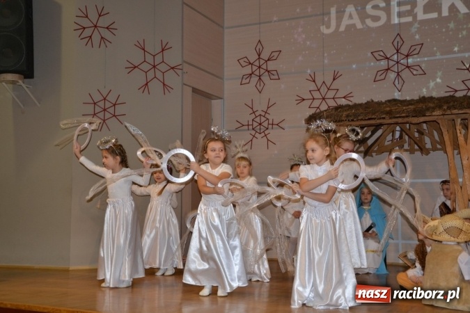 Zdjęcie w galerii na portalu naszraciborz.pl: Tworkowskie jasełka - dzień drugi  wiadomości z regionu