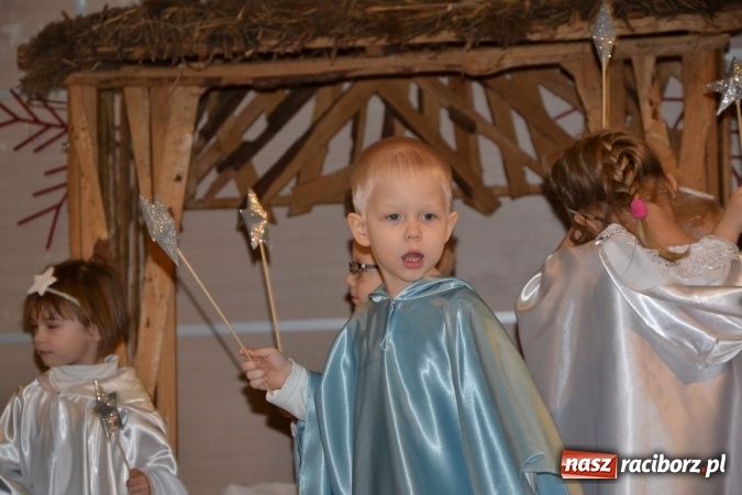 Zdjęcie w galerii na portalu naszraciborz.pl: Tworkowskie jasełka - dzień drugi  wiadomości z regionu