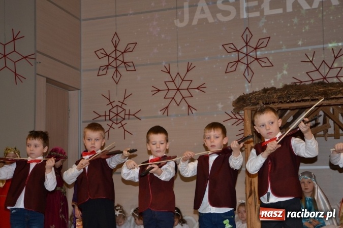 Zdjęcie w galerii na portalu naszraciborz.pl: Tworkowskie jasełka - dzień drugi  wiadomości z regionu