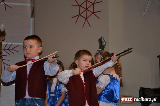 Zdjęcie w galerii na portalu naszraciborz.pl: Tworkowskie jasełka - dzień drugi  wiadomości z regionu