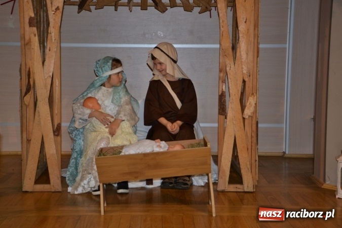 Zdjęcie w galerii na portalu naszraciborz.pl: Tworkowskie jasełka - dzień drugi  wiadomości z regionu