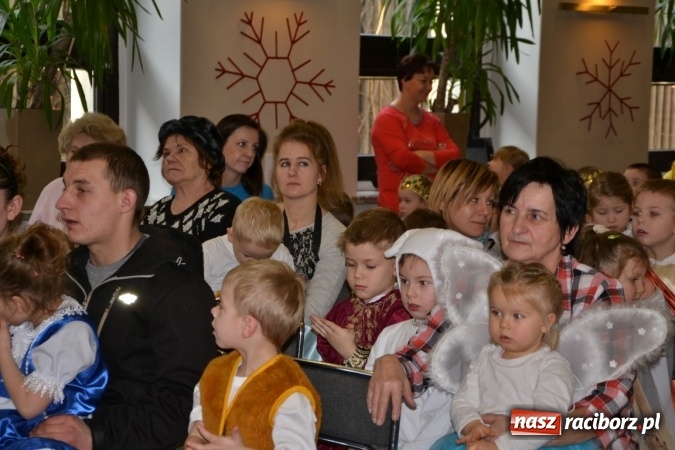Zdjęcie w galerii na portalu naszraciborz.pl: Tworkowskie jasełka - dzień drugi  wiadomości z regionu