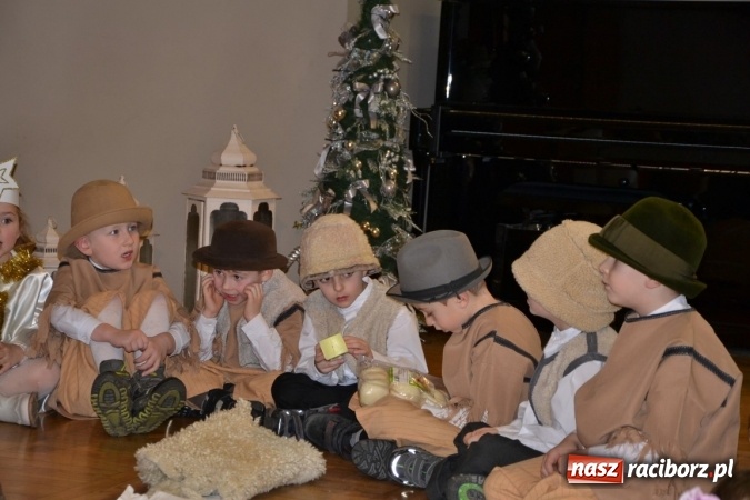 Zdjęcie w galerii na portalu naszraciborz.pl: Tworkowskie jasełka - dzień drugi  wiadomości z regionu