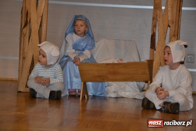 Zdjęcie w galerii na portalu naszraciborz.pl: Tworkowskie jasełka - dzień drugi  wiadomości z regionu