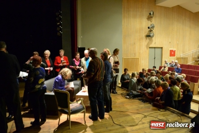 Zdjęcie w galerii na portalu naszraciborz.pl: Barbara Gruszka-Zych i Krzysztof Zanussi gościli w Kuźni Kultury  wiadomości z regionu