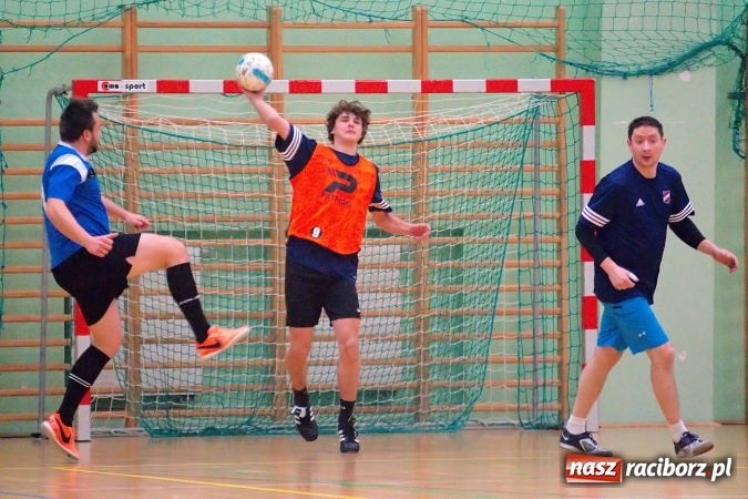 Zdjęcie w galerii na portalu naszraciborz.pl: HLPN: Galaktik Football na remis, Wild Boys polegli w starciu z Iras Team wiadomości z regionu