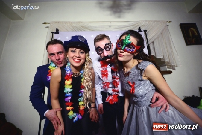 Zdjęcie w galerii na portalu naszraciborz.pl: To była szalona noc maturzystów ZSOMS wiadomości z regionu