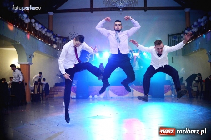 Zdjęcie w galerii na portalu naszraciborz.pl: To była szalona noc maturzystów ZSOMS wiadomości z regionu