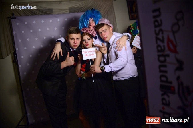 Zdjęcie w galerii na portalu naszraciborz.pl: To była szalona noc maturzystów ZSOMS wiadomości z regionu