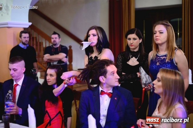 Zdjęcie w galerii na portalu naszraciborz.pl: To była szalona noc maturzystów ZSOMS wiadomości z regionu