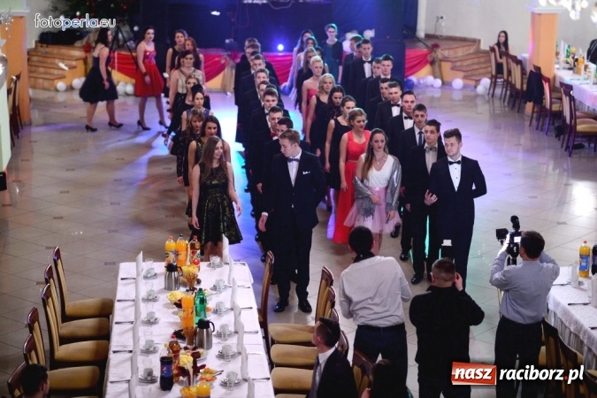 Zdjęcie w galerii na portalu naszraciborz.pl: To była szalona noc maturzystów ZSOMS wiadomości z regionu