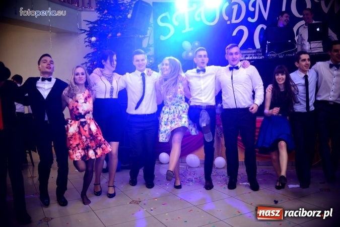 Zdjęcie w galerii na portalu naszraciborz.pl: To była szalona noc maturzystów ZSOMS wiadomości z regionu