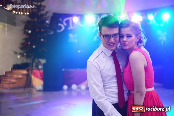 Zdjęcie w galerii na portalu naszraciborz.pl: To była szalona noc maturzystów ZSOMS wiadomości z regionu