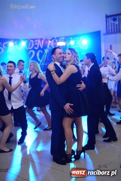 Zdjęcie w galerii na portalu naszraciborz.pl: To była szalona noc maturzystów ZSOMS wiadomości z regionu