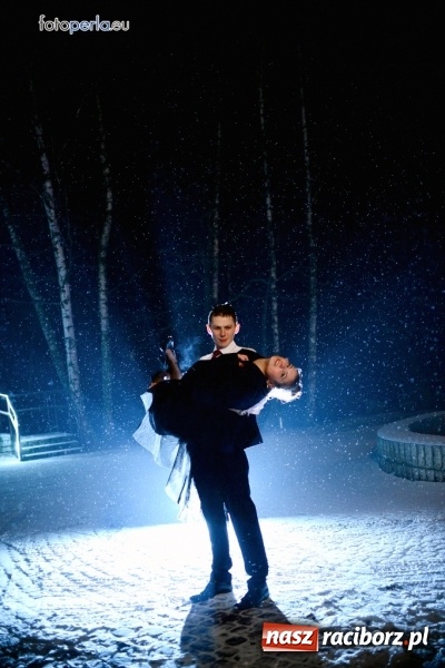 Zdjęcie w galerii na portalu naszraciborz.pl: To była szalona noc maturzystów ZSOMS wiadomości z regionu