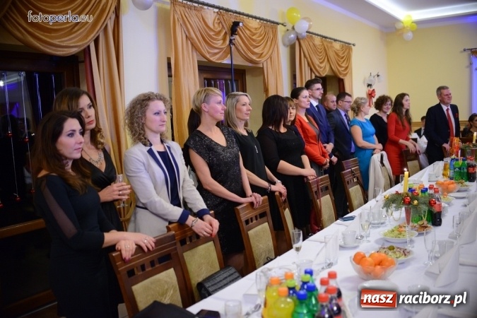 Zdjęcie w galerii na portalu naszraciborz.pl: W Anielskim Młynie, czyli bal maturalny Budowlanki wiadomości z regionu