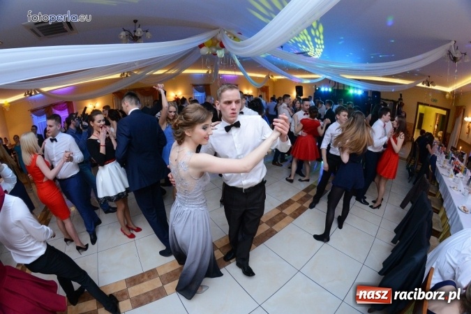 Zdjęcie w galerii na portalu naszraciborz.pl: W Anielskim Młynie, czyli bal maturalny Budowlanki wiadomości z regionu