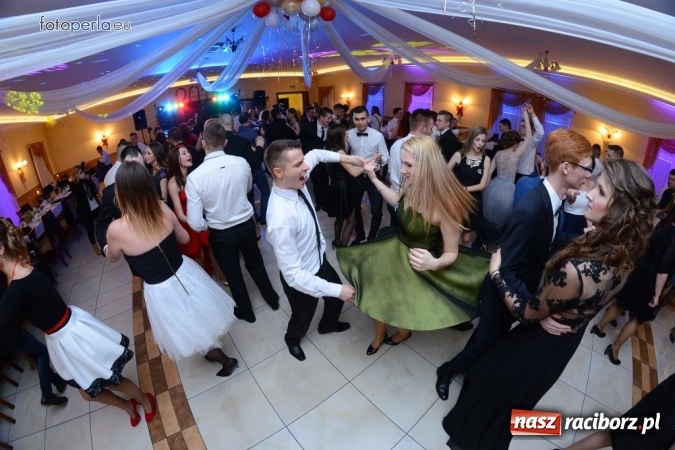 Zdjęcie w galerii na portalu naszraciborz.pl: W Anielskim Młynie, czyli bal maturalny Budowlanki wiadomości z regionu