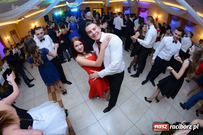 Zdjęcie w galerii na portalu naszraciborz.pl: W Anielskim Młynie, czyli bal maturalny Budowlanki wiadomości z regionu