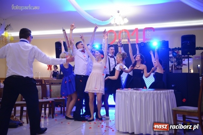 Zdjęcie w galerii na portalu naszraciborz.pl: W Anielskim Młynie, czyli bal maturalny Budowlanki wiadomości z regionu