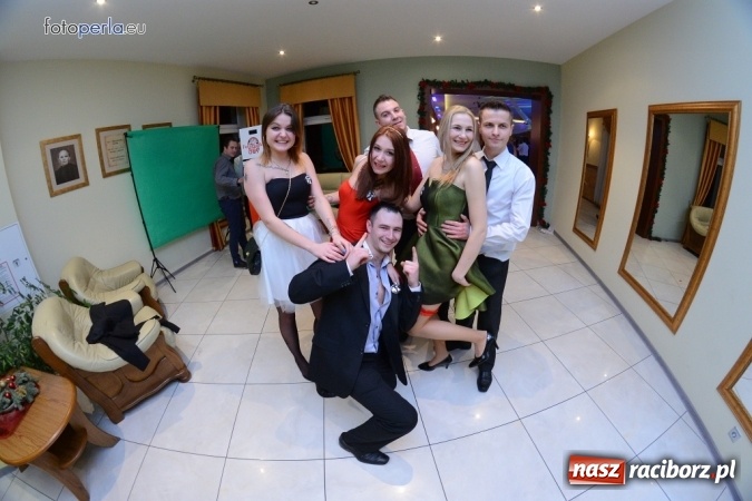 Zdjęcie w galerii na portalu naszraciborz.pl: W Anielskim Młynie, czyli bal maturalny Budowlanki wiadomości z regionu