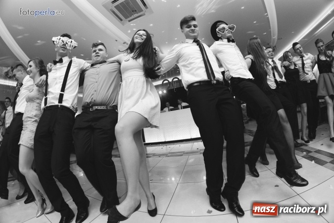 Zdjęcie w galerii na portalu naszraciborz.pl: W Anielskim Młynie, czyli bal maturalny Budowlanki wiadomości z regionu