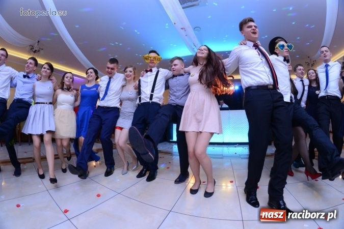 Zdjęcie w galerii na portalu naszraciborz.pl: W Anielskim Młynie, czyli bal maturalny Budowlanki wiadomości z regionu