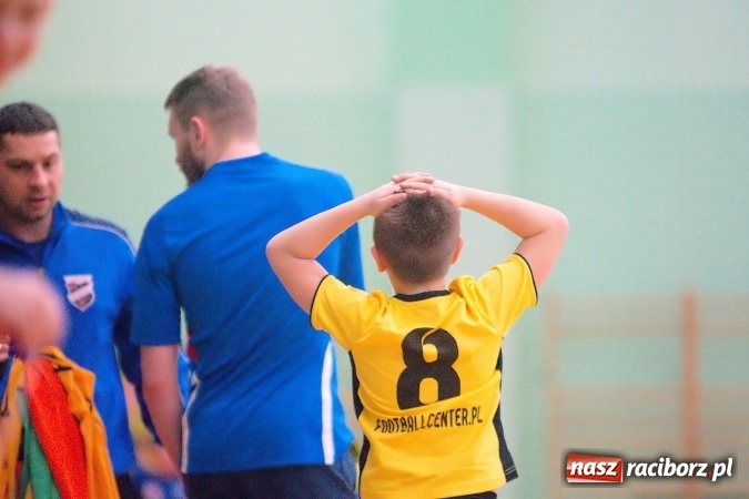 Zdjęcie w galerii na portalu naszraciborz.pl: II kolejka zimowej ligi orlików. Zespoły z regionu walczyły w Arenie Rafako wiadomości z regionu