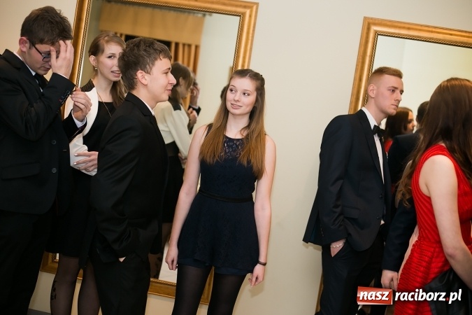 Zdjęcie w galerii na portalu naszraciborz.pl: Bal maturalny raciborskiej Budowlanki wiadomości z regionu