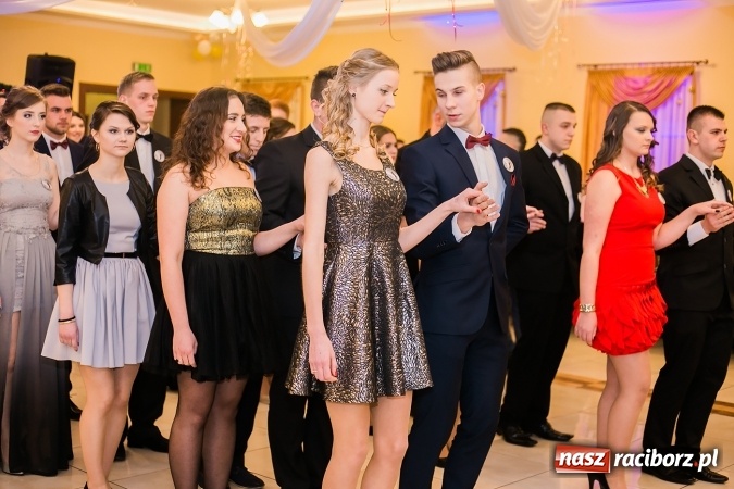 Zdjęcie w galerii na portalu naszraciborz.pl: Bal maturalny raciborskiej Budowlanki wiadomości z regionu