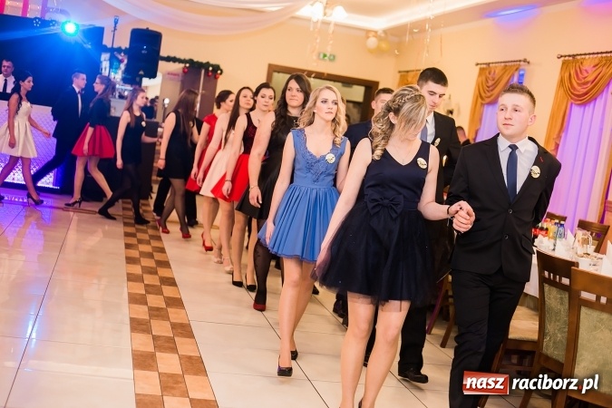 Zdjęcie w galerii na portalu naszraciborz.pl: Bal maturalny raciborskiej Budowlanki wiadomości z regionu