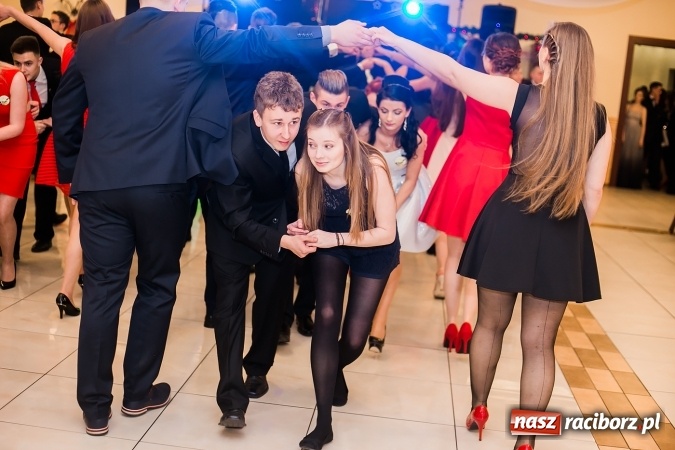 Zdjęcie w galerii na portalu naszraciborz.pl: Bal maturalny raciborskiej Budowlanki wiadomości z regionu
