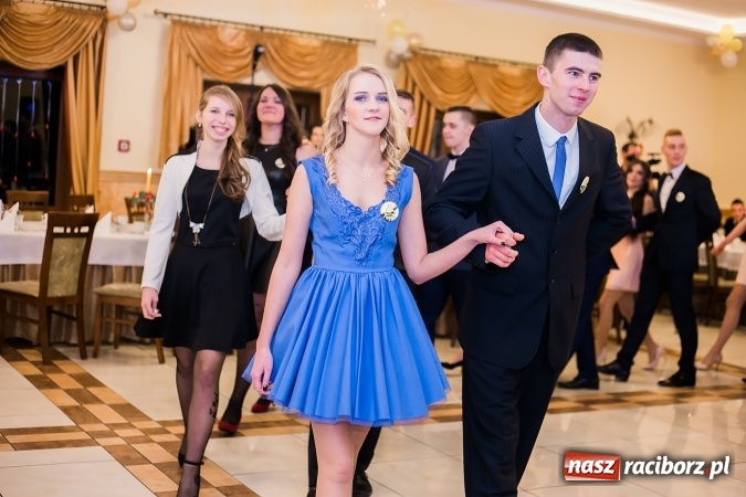 Zdjęcie w galerii na portalu naszraciborz.pl: Bal maturalny raciborskiej Budowlanki wiadomości z regionu