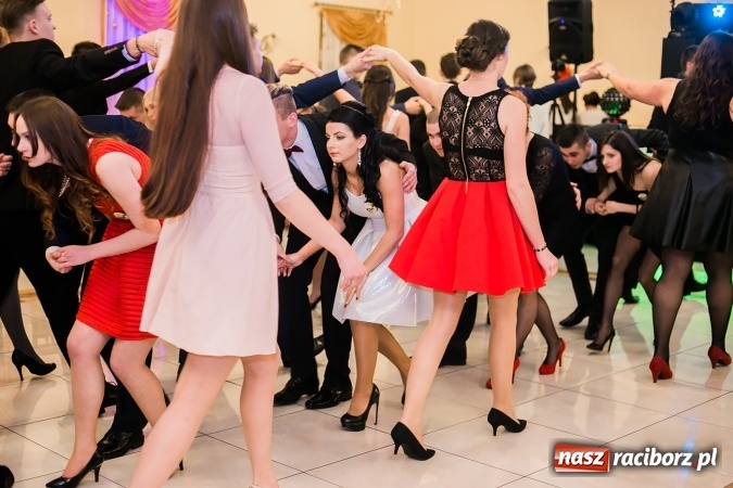 Zdjęcie w galerii na portalu naszraciborz.pl: Bal maturalny raciborskiej Budowlanki wiadomości z regionu