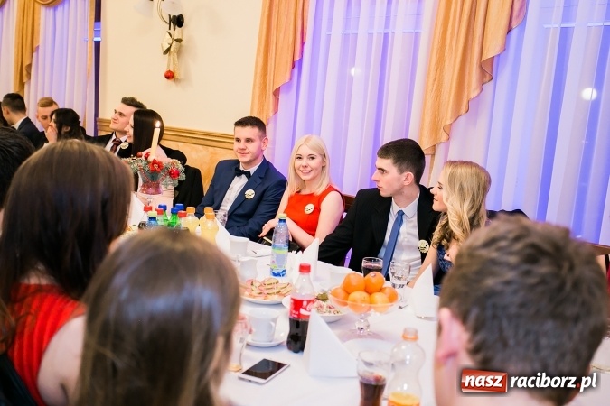 Zdjęcie w galerii na portalu naszraciborz.pl: Bal maturalny raciborskiej Budowlanki wiadomości z regionu