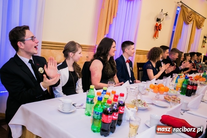 Zdjęcie w galerii na portalu naszraciborz.pl: Bal maturalny raciborskiej Budowlanki wiadomości z regionu