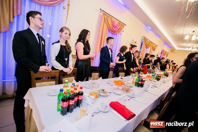 Zdjęcie w galerii na portalu naszraciborz.pl: Bal maturalny raciborskiej Budowlanki wiadomości z regionu