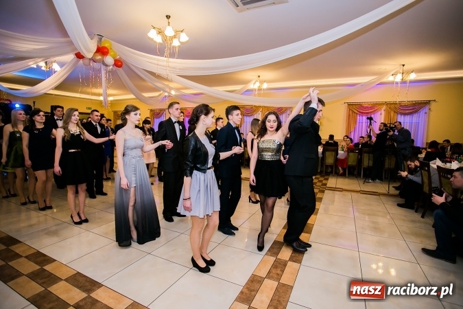 Zdjęcie w galerii na portalu naszraciborz.pl: Bal maturalny raciborskiej Budowlanki wiadomości z regionu