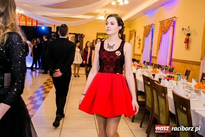 Zdjęcie w galerii na portalu naszraciborz.pl: Bal maturalny raciborskiej Budowlanki wiadomości z regionu