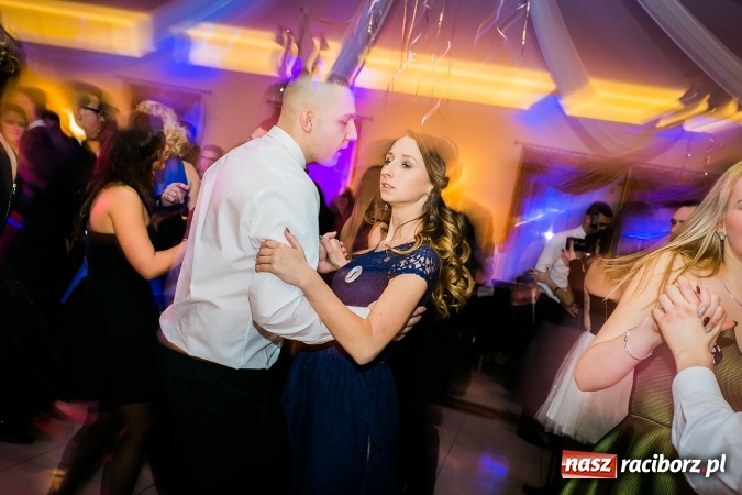 Zdjęcie w galerii na portalu naszraciborz.pl: Bal maturalny raciborskiej Budowlanki wiadomości z regionu