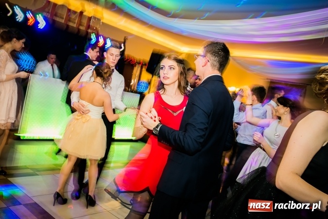 Zdjęcie w galerii na portalu naszraciborz.pl: Bal maturalny raciborskiej Budowlanki wiadomości z regionu