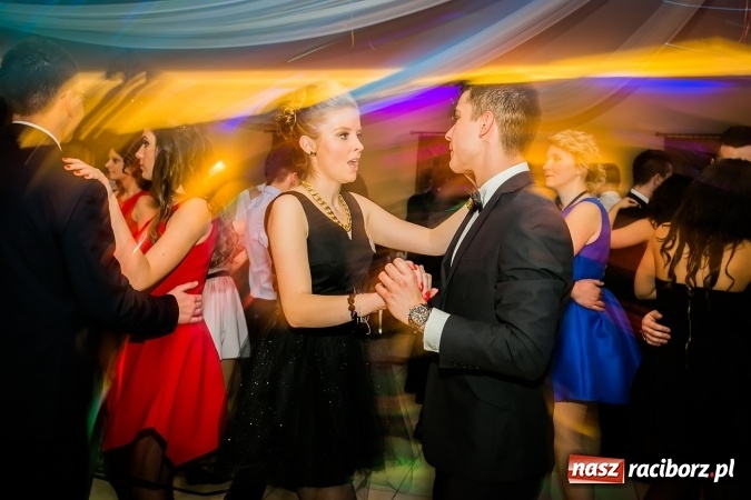 Zdjęcie w galerii na portalu naszraciborz.pl: Bal maturalny raciborskiej Budowlanki wiadomości z regionu