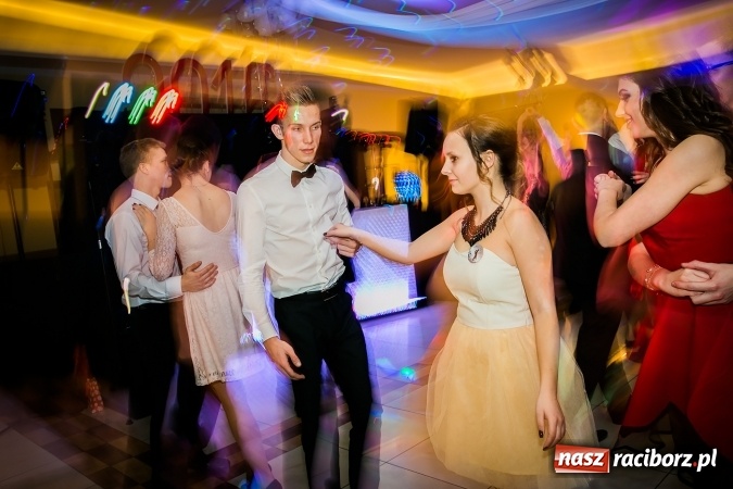 Zdjęcie w galerii na portalu naszraciborz.pl: Bal maturalny raciborskiej Budowlanki wiadomości z regionu