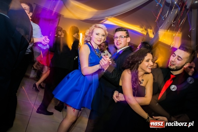 Zdjęcie w galerii na portalu naszraciborz.pl: Bal maturalny raciborskiej Budowlanki wiadomości z regionu