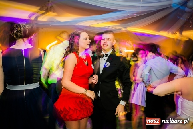 Zdjęcie w galerii na portalu naszraciborz.pl: Bal maturalny raciborskiej Budowlanki wiadomości z regionu