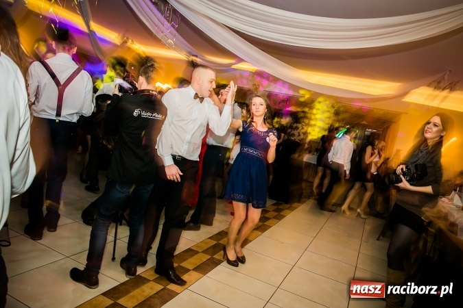 Zdjęcie w galerii na portalu naszraciborz.pl: Bal maturalny raciborskiej Budowlanki wiadomości z regionu