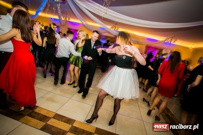 Zdjęcie w galerii na portalu naszraciborz.pl: Bal maturalny raciborskiej Budowlanki wiadomości z regionu