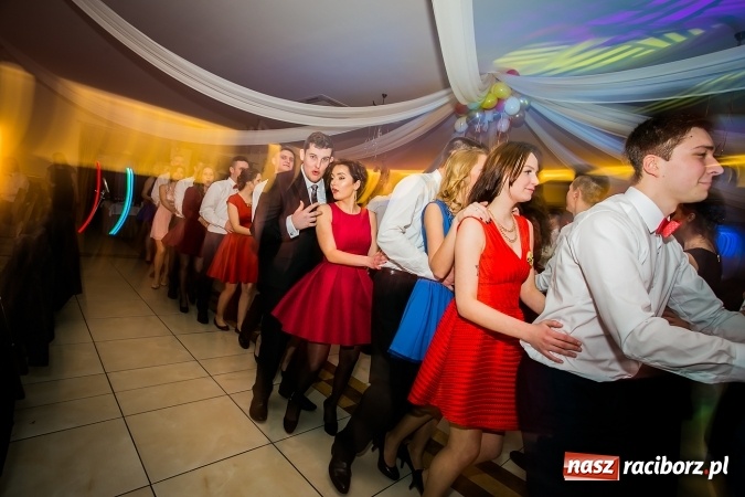 Zdjęcie w galerii na portalu naszraciborz.pl: Bal maturalny raciborskiej Budowlanki wiadomości z regionu